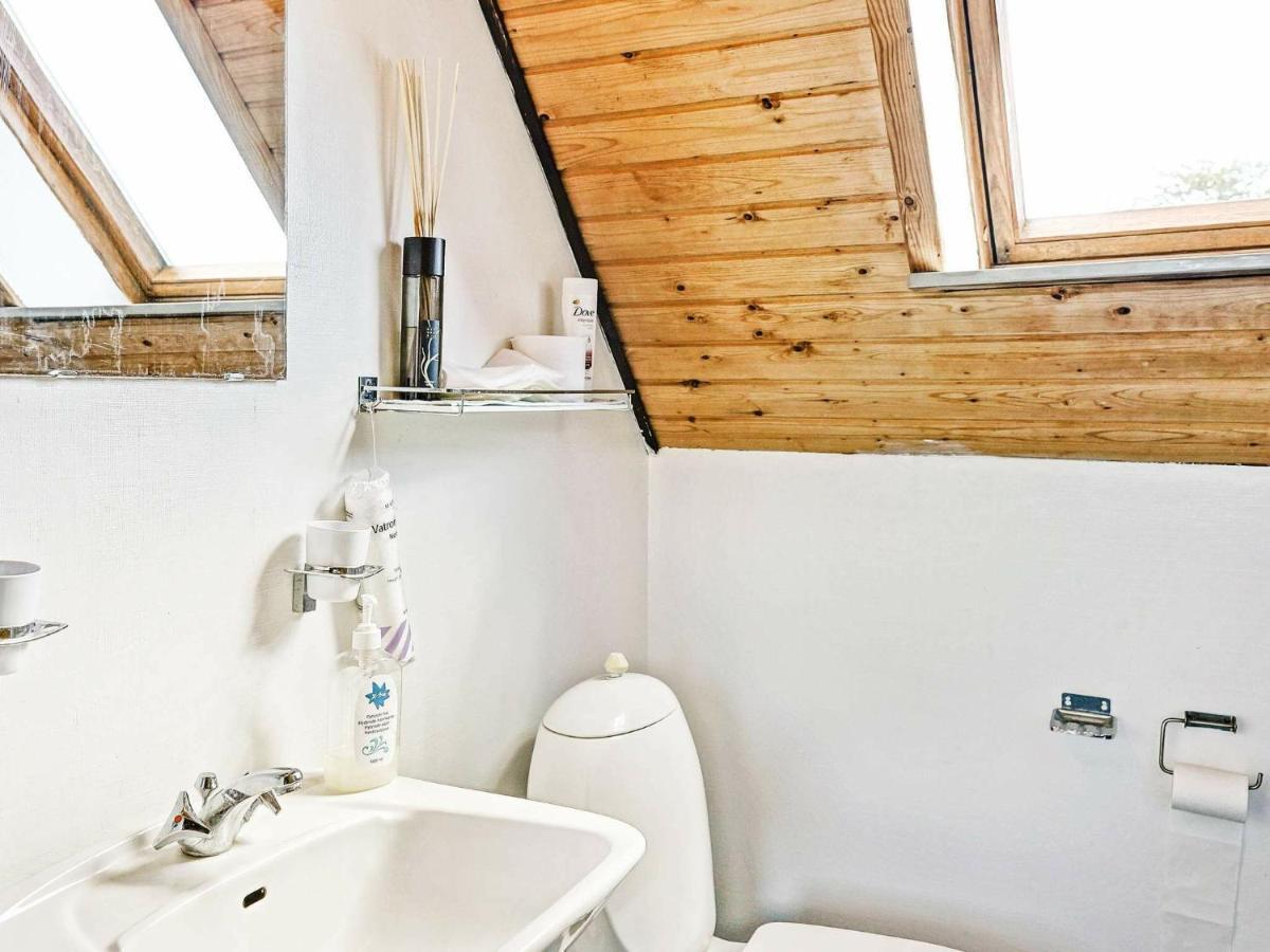 4 Person Holiday Home In Nex Balke Exteriör bild
