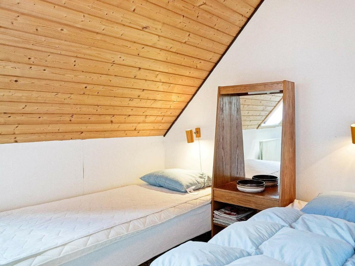 4 Person Holiday Home In Nex Balke Exteriör bild